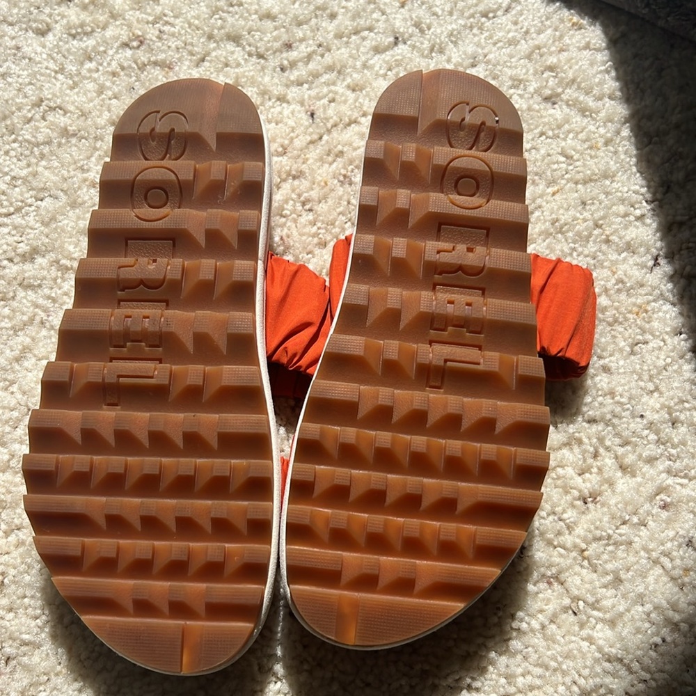 Sorel Orange Sandals - Picture 2 of 3